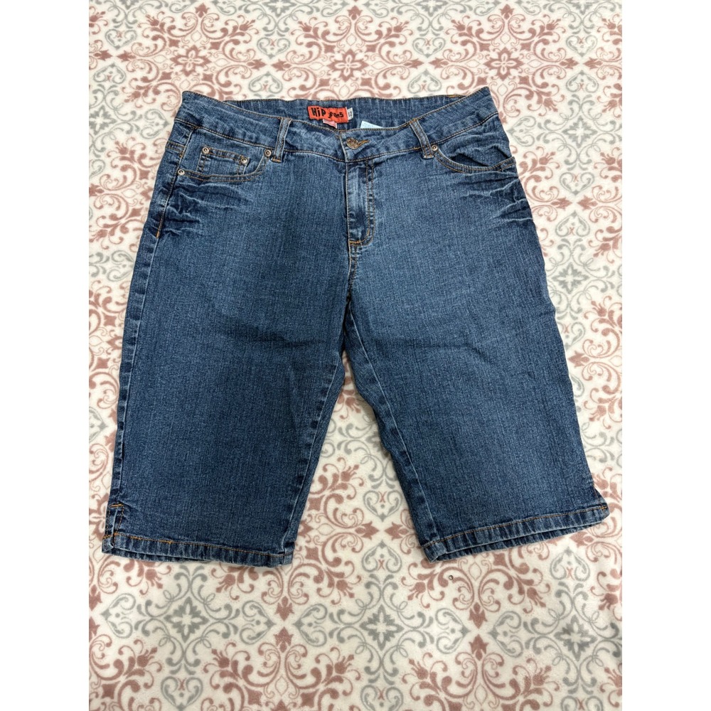 Hip Jeans Womens Medium Wash Embroidered Back Pocket Bermuda Denim Shorts SZ 12